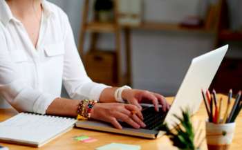 Освітян запрошують на дводенну онлайн-конференцію «Освітній фронт. Вплив війни на освітян» Освітян запрошують на дводенну онлайн-конференцію «Освітній фронт. Вплив війни на освітян»