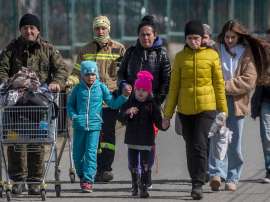 У Польщі українських дітей-біженців зобов’яжуть піти до місцевих шкіл – Міносвіти 