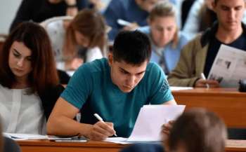 Студентам вишів хочуть дозволити самим обирати темп навчання Студентам вишів хочуть дозволити самим обирати темп навчання