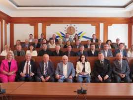 Майбутнє людства в руках вчителя