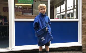 Як йдуть до школи першокласники в Британії?