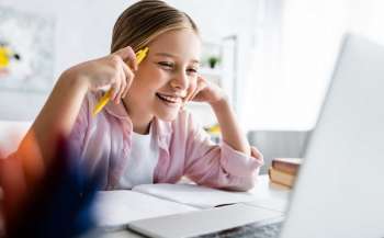 Як компенсувати нестачу спілкування під час дистанційного навчання: способи соціалізації дітей